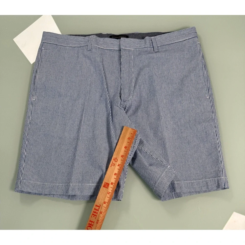 Banana Republic Aiden Club Short Men's 38 Blue & White Gingham Chino‎ DadCore